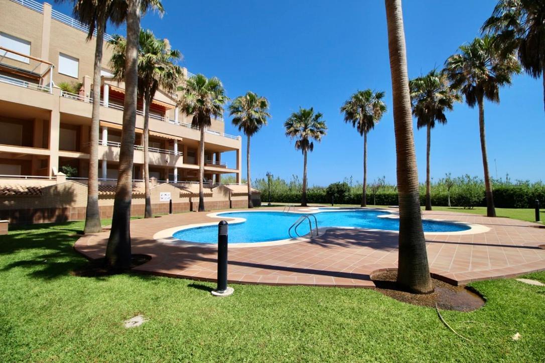 Atico Con Piscina Privada En Primera Linea Apartment Denia Exterior foto