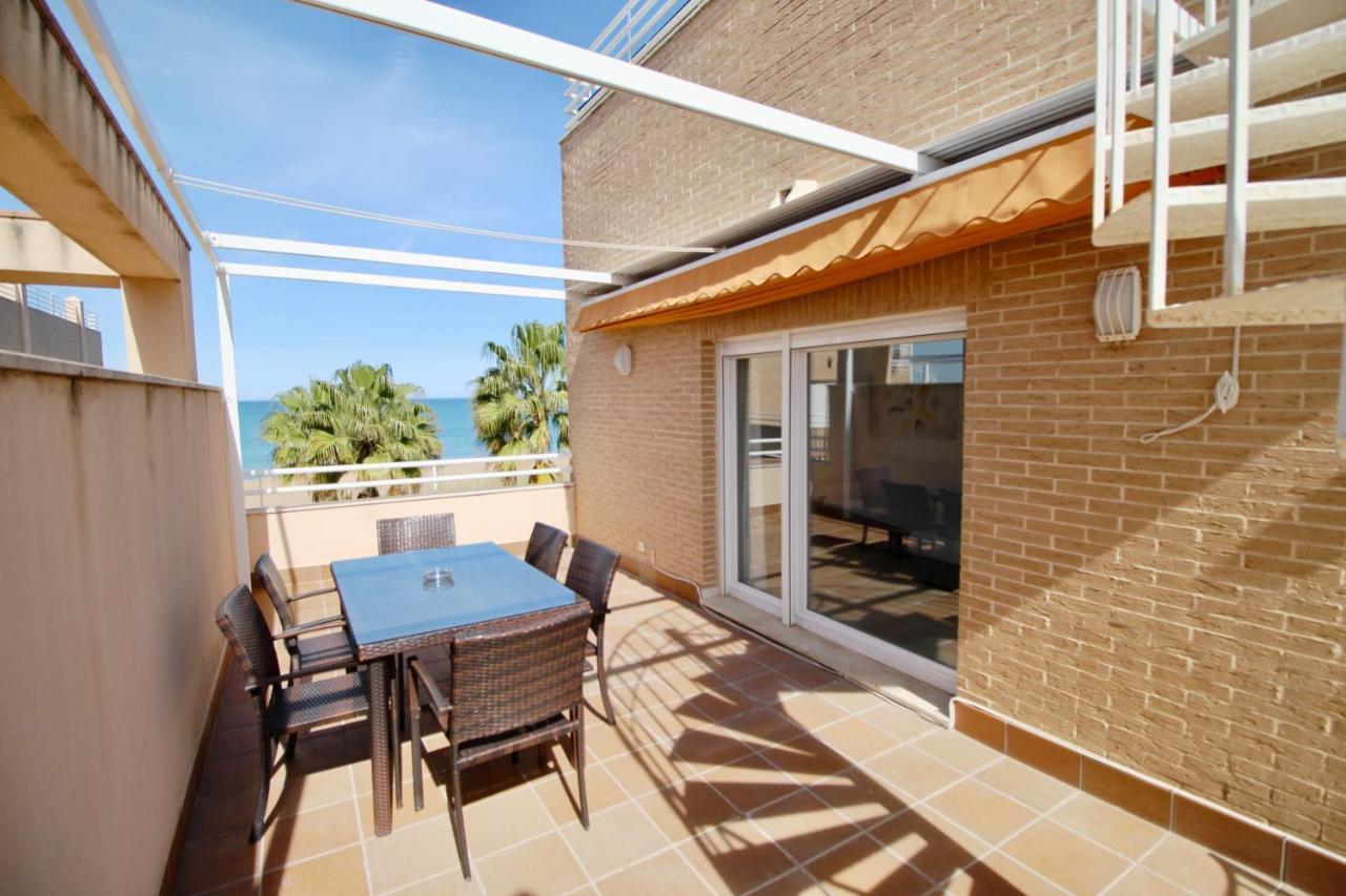Atico Con Piscina Privada En Primera Linea Apartment Denia Exterior foto