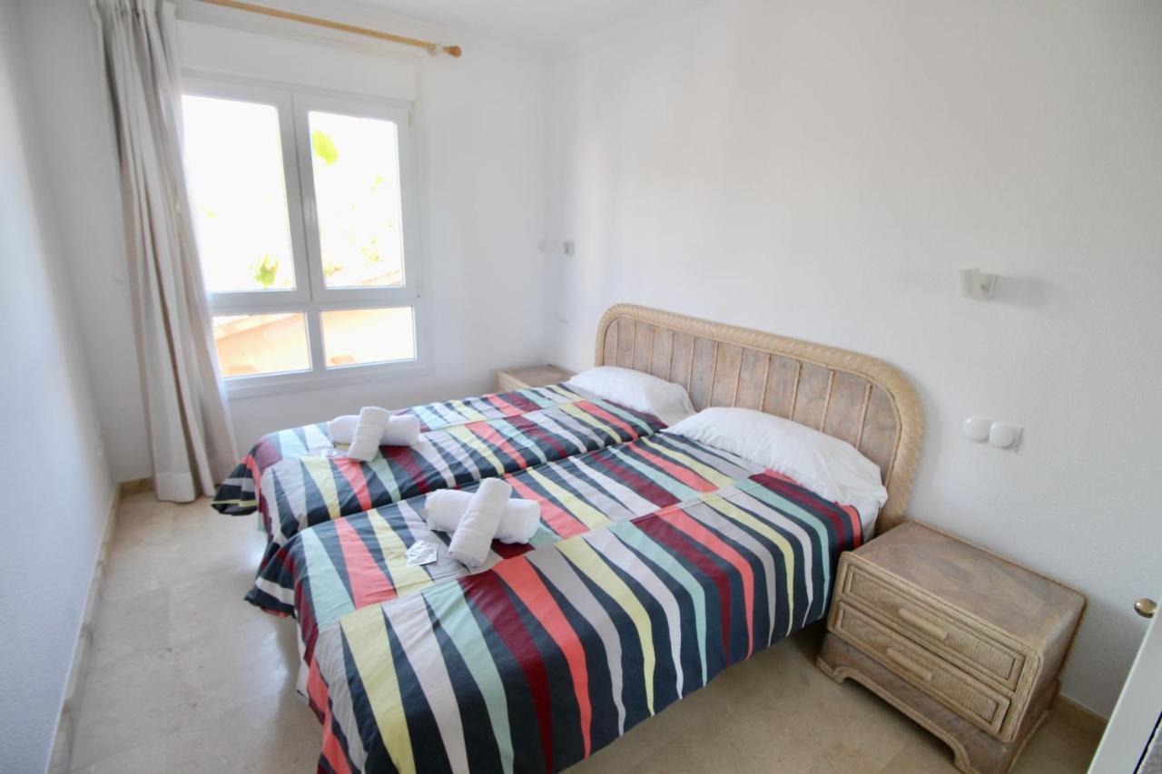 Atico Con Piscina Privada En Primera Linea Apartment Denia Exterior foto