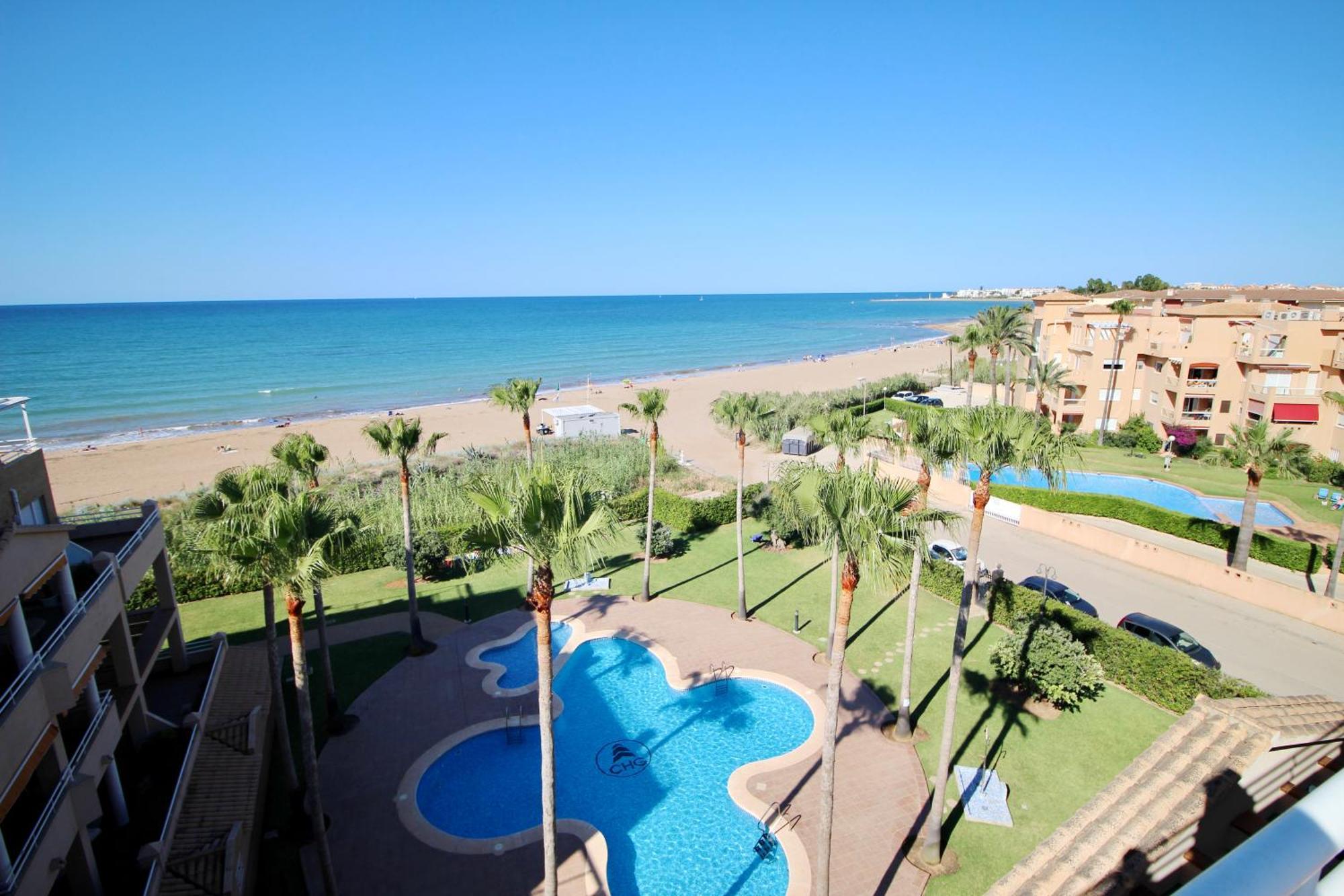 Atico Con Piscina Privada En Primera Linea Apartment Denia Cameră foto