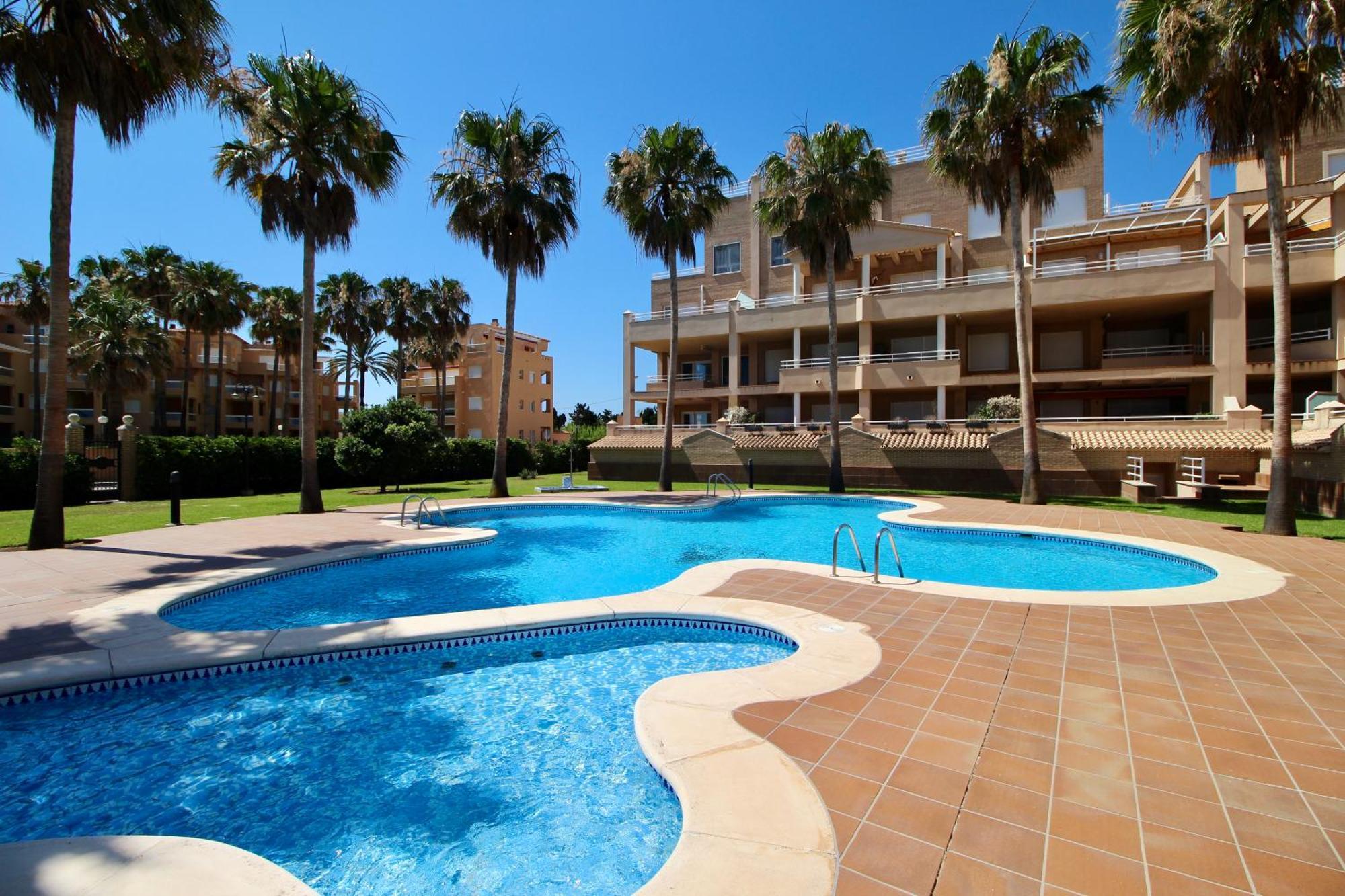 Atico Con Piscina Privada En Primera Linea Apartment Denia Cameră foto